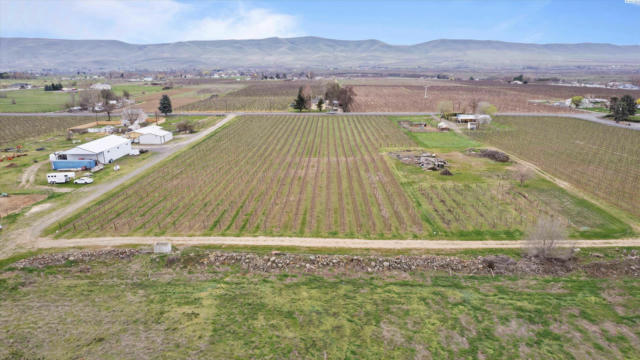 180402 W OLD INLAND EMPIRE HWY, PROSSER, WA 99350, photo 3 of 26