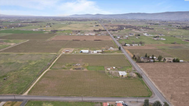 180402 W OLD INLAND EMPIRE HWY, PROSSER, WA 99350, photo 5 of 26